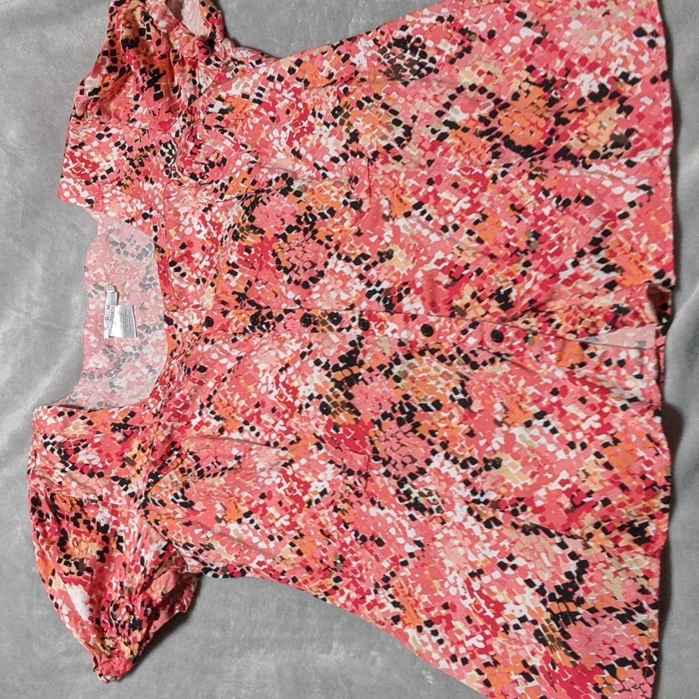 Fitted button front cotton shirt, size XL
